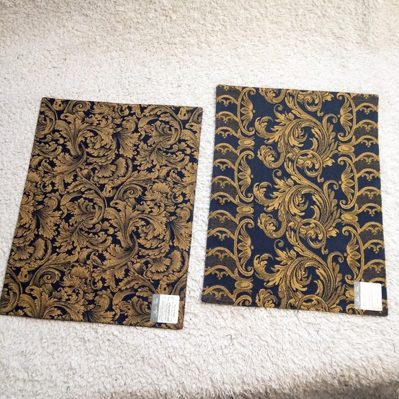 NwT Pair of Vintage Rose Tree Jacquard Placemats - Picture 2 of 10